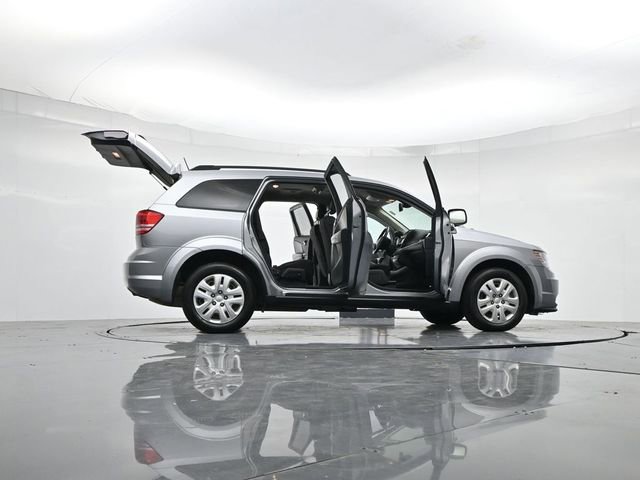 Used 2018 Dodge Journey SE w/ Popular Equipment Group image 52