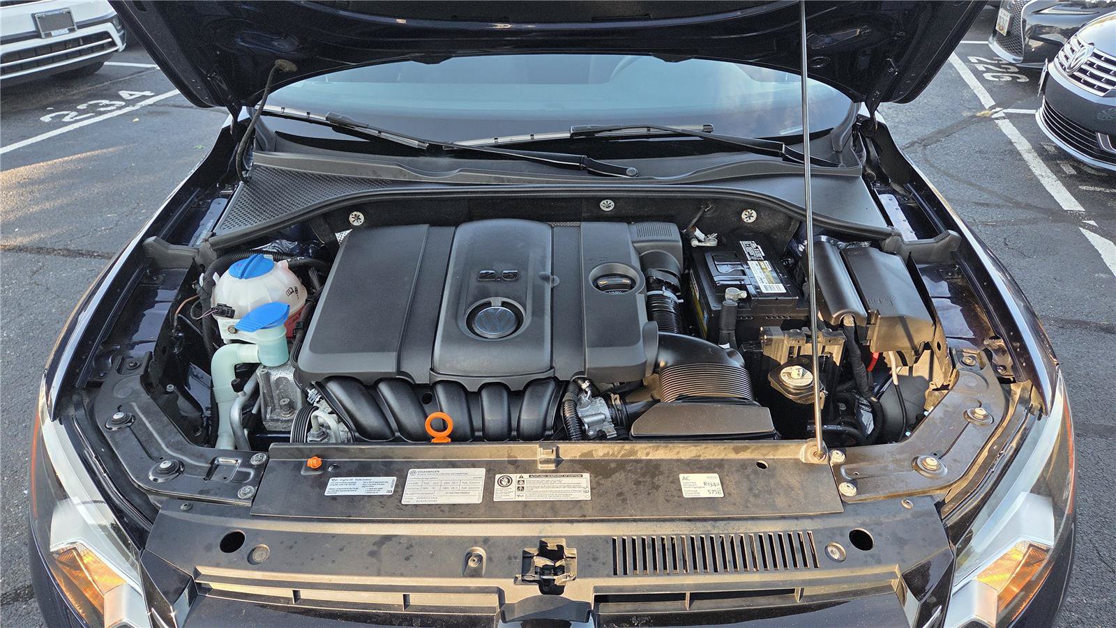 Used 2013 Volkswagen Passat 2.5 S FWD image 8