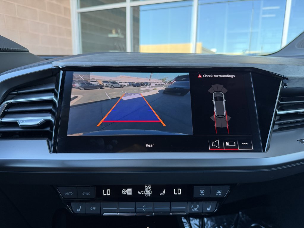 Used 2024 Audi Q4 e-tron Premium w/ Convenience Package image 21