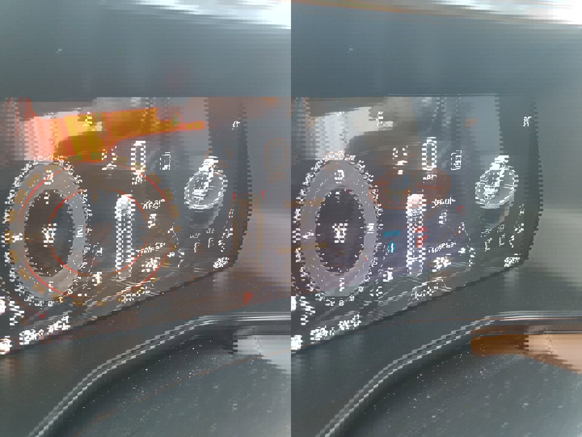 Used 2025 GMC Canyon AT4 w/ Technology Plus Package image 20