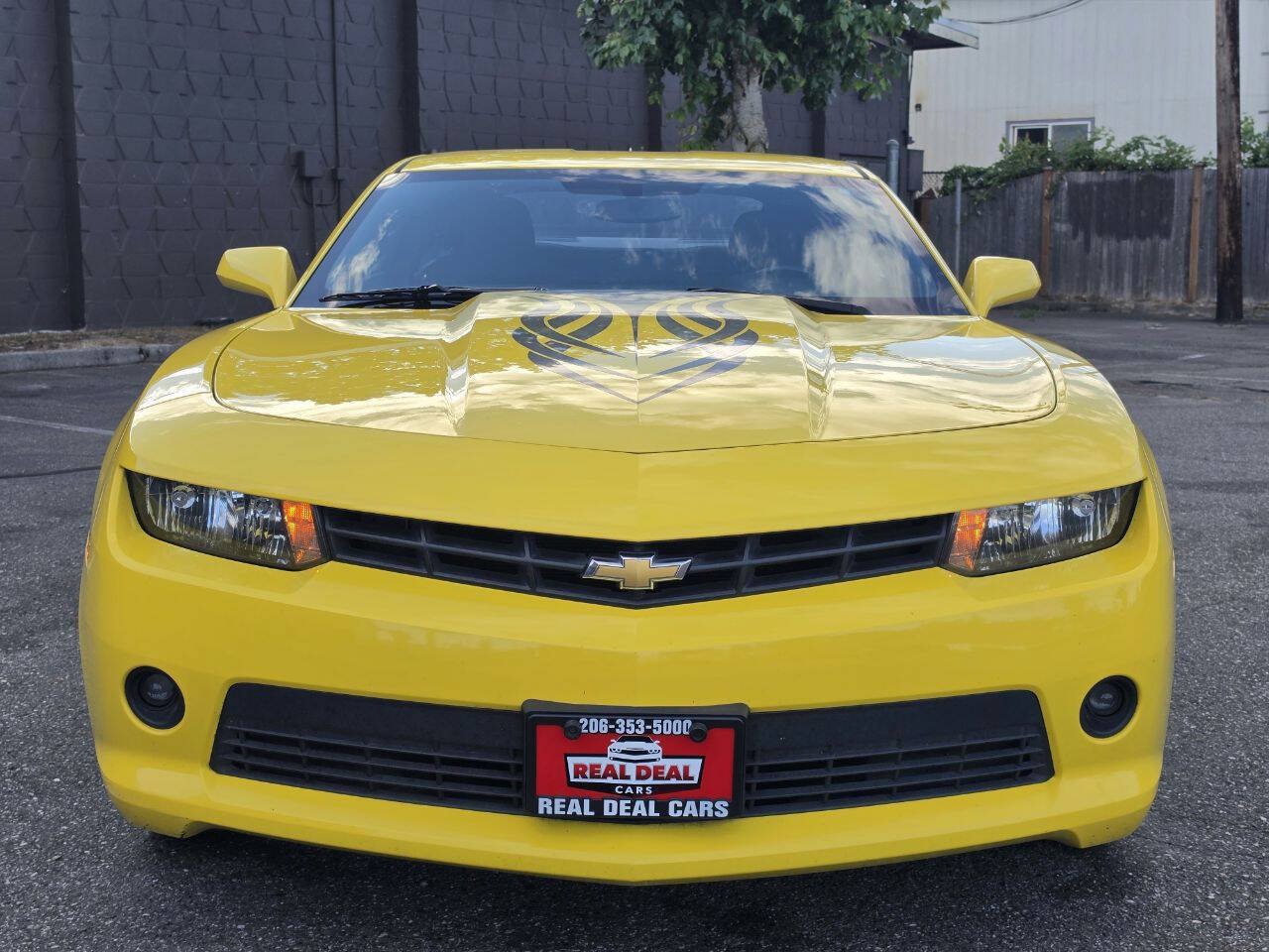 Used 2014 Chevrolet Camaro LT RWD image 2