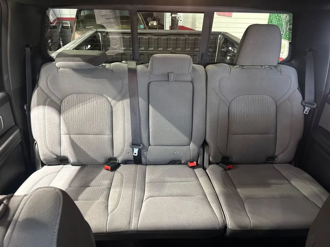 Used 2022 RAM 1500 Big Horn AWD/4WD image 69