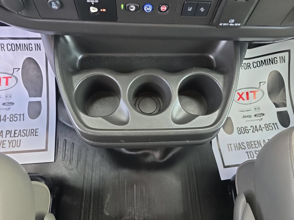 Used 2025 Chevrolet Express 3500 LS RWD image 15