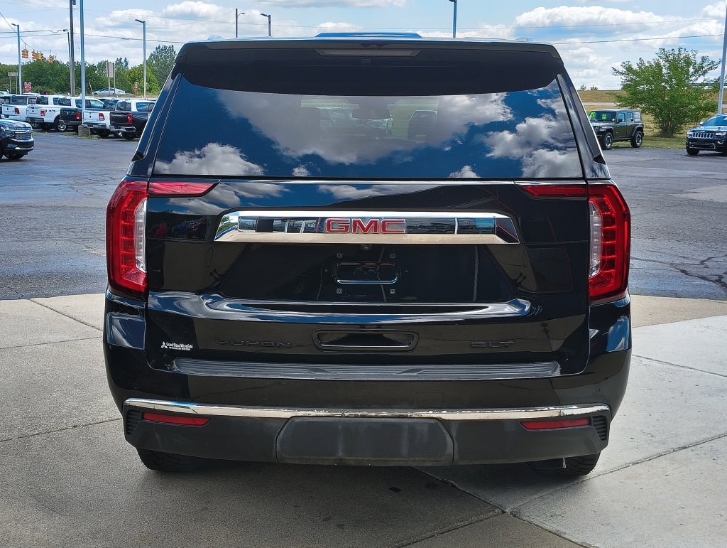 Used 2023 GMC Yukon SLT w/ SLT Luxury Package AWD/4WD image 22