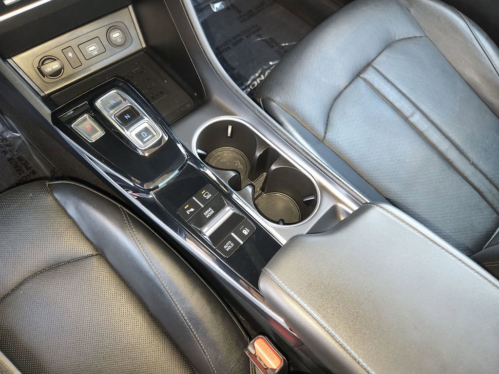 Used 2021 Hyundai Sonata Limited w/ Preferred Accessory Package FWD image 27