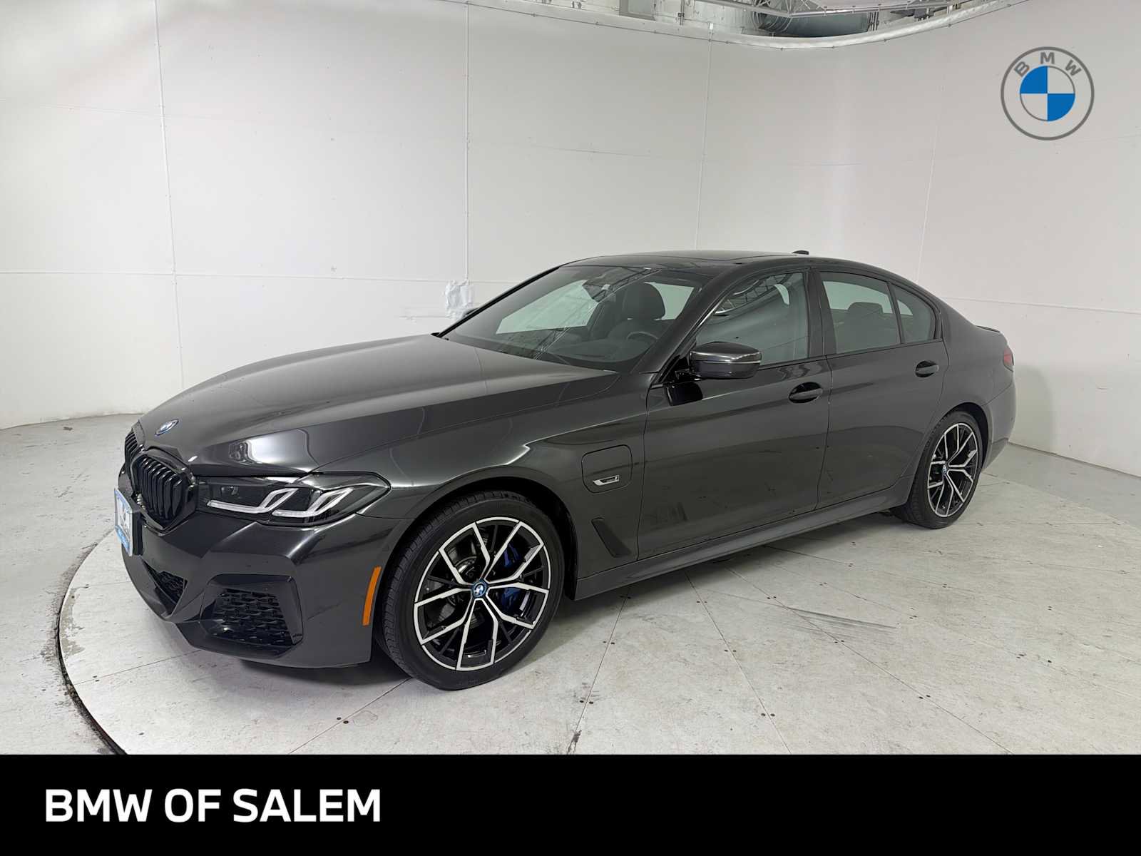 Used 2023 BMW 530e xDrive w/ Premium Package