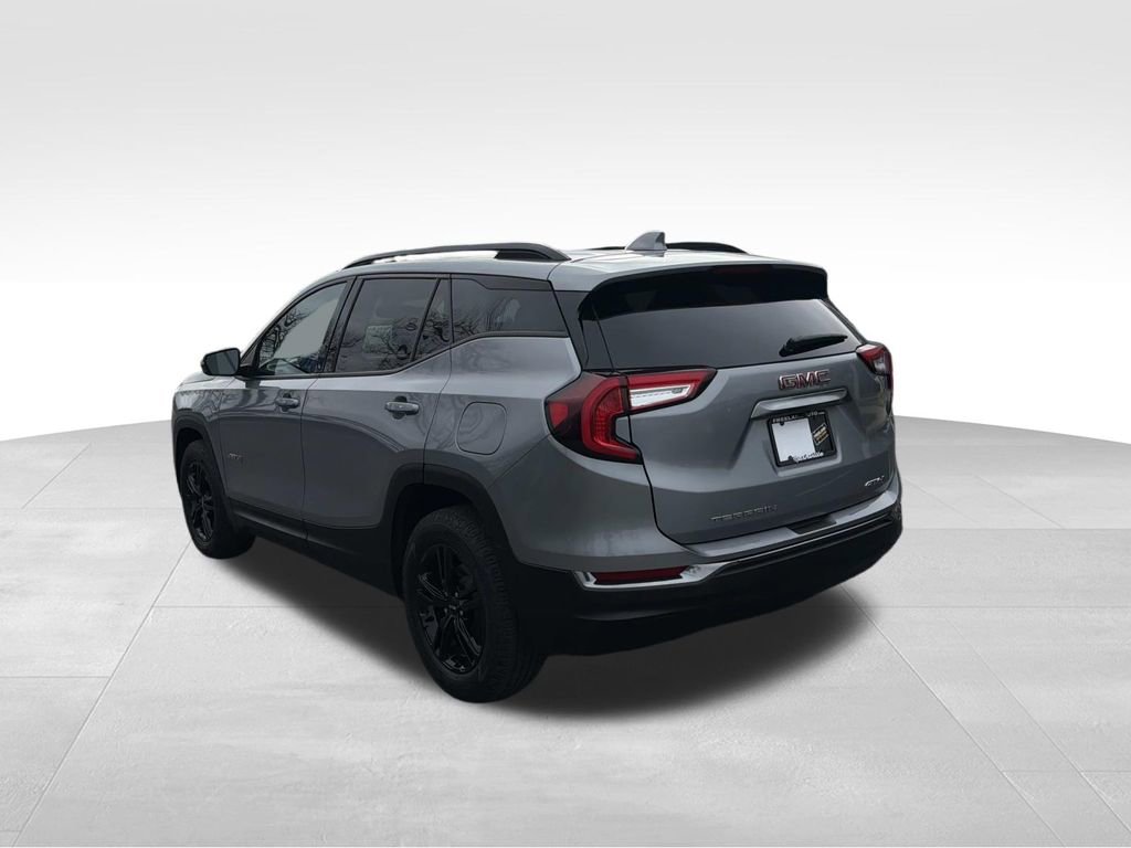 Used 2023 GMC Terrain AT4 AWD/4WD image 5