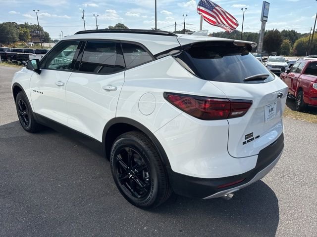 New 2025 Chevrolet Blazer LT w/ Midnight/Sport Edition image 4