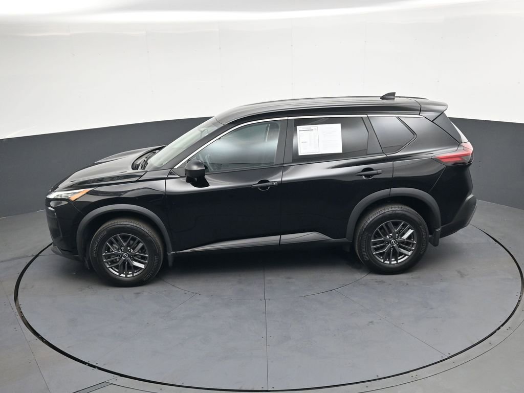 Used 2023 Nissan Rogue S FWD image 35