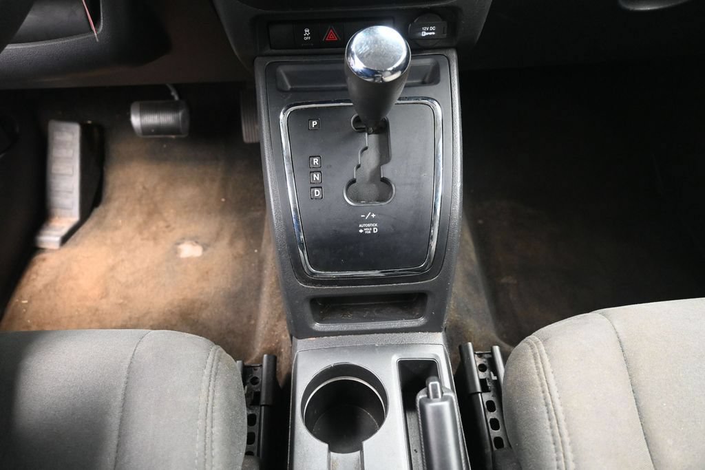 Used 2015 Jeep Patriot Sport FWD image 12