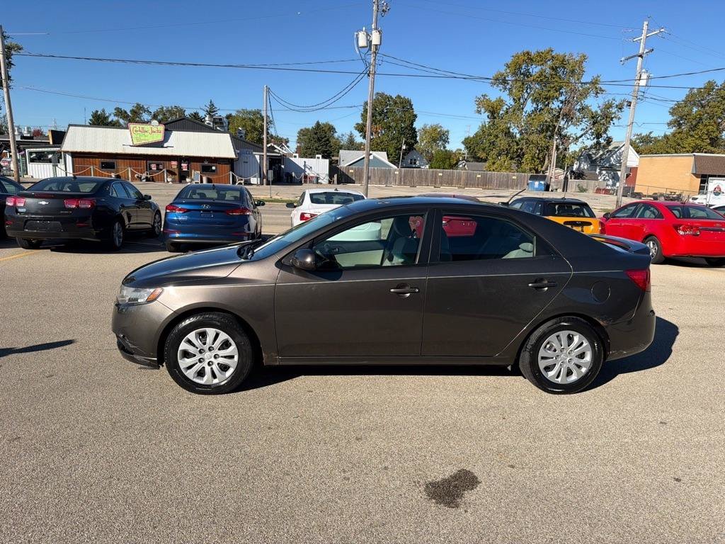 Used 2012 Kia Forte EX FWD image 4