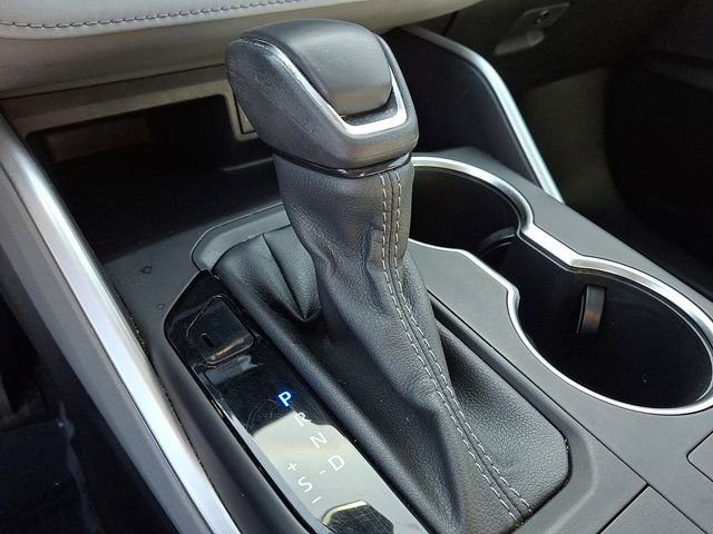 Used 2023 Toyota Highlander XLE AWD/4WD image 17