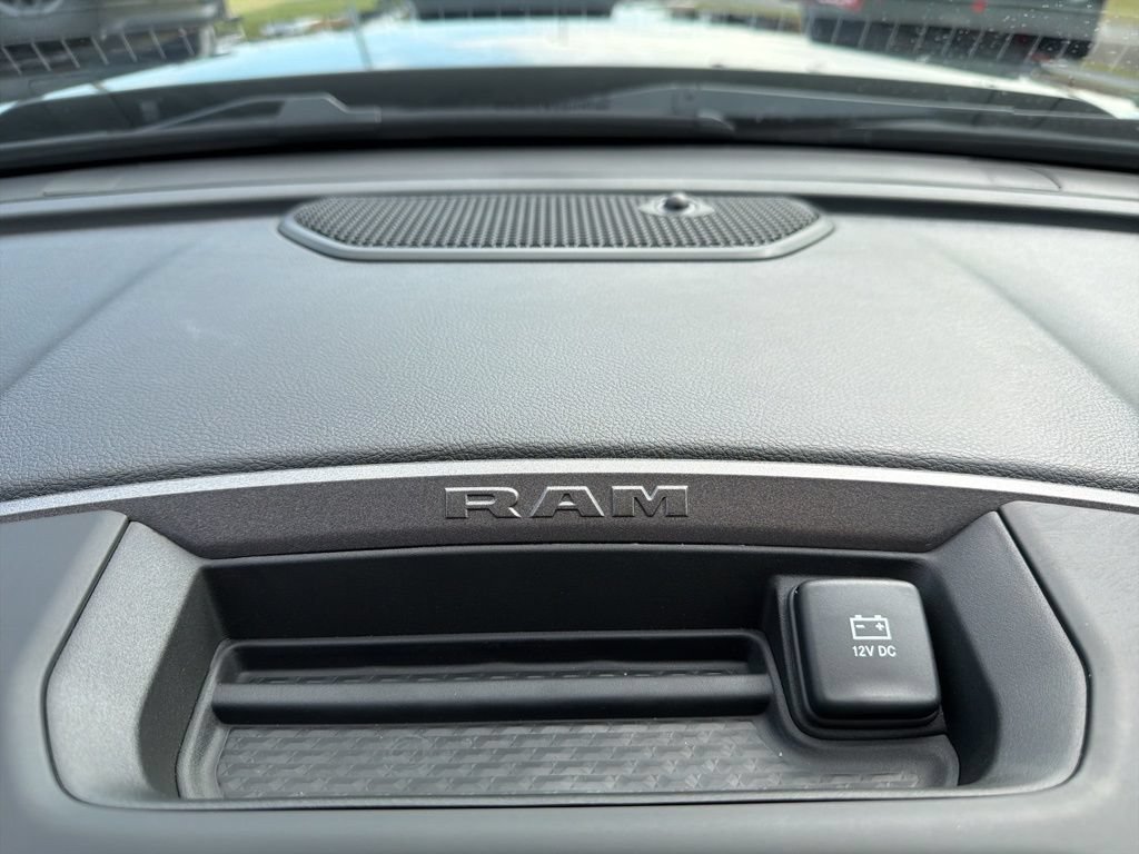 New 2026 RAM 3500 Tradesman AWD/4WD image 31