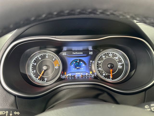 Used 2023 Jeep Cherokee Altitude Lux AWD/4WD image 17