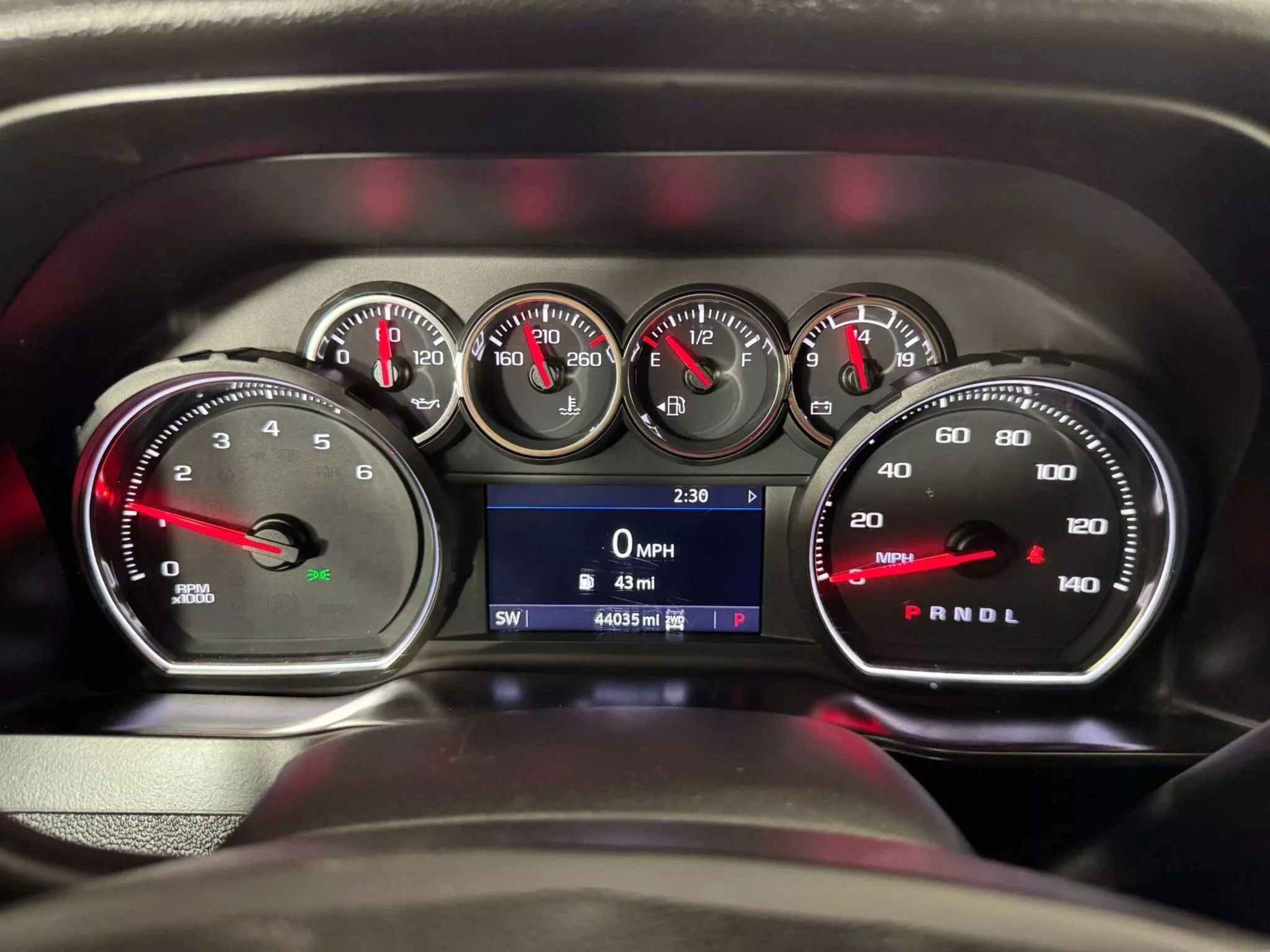 Used 2021 Chevrolet Silverado 1500 LT Trail Boss w/ Bed Protection Package AWD/4WD image 14