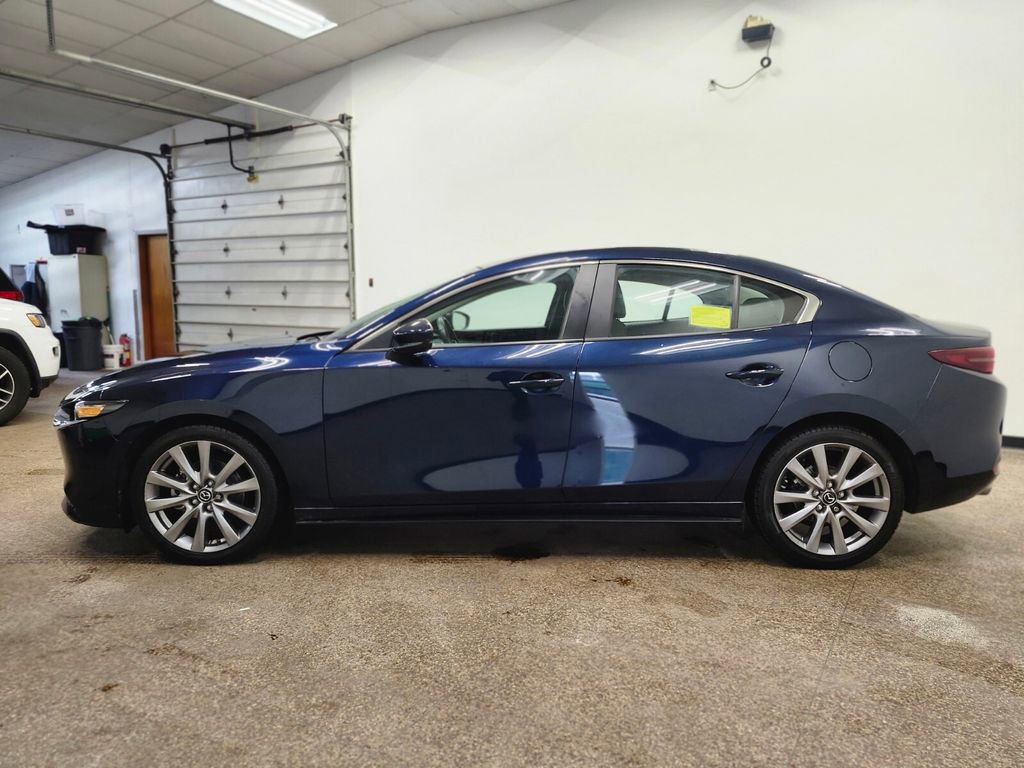 Used 2021 MAZDA MAZDA3 s image 2