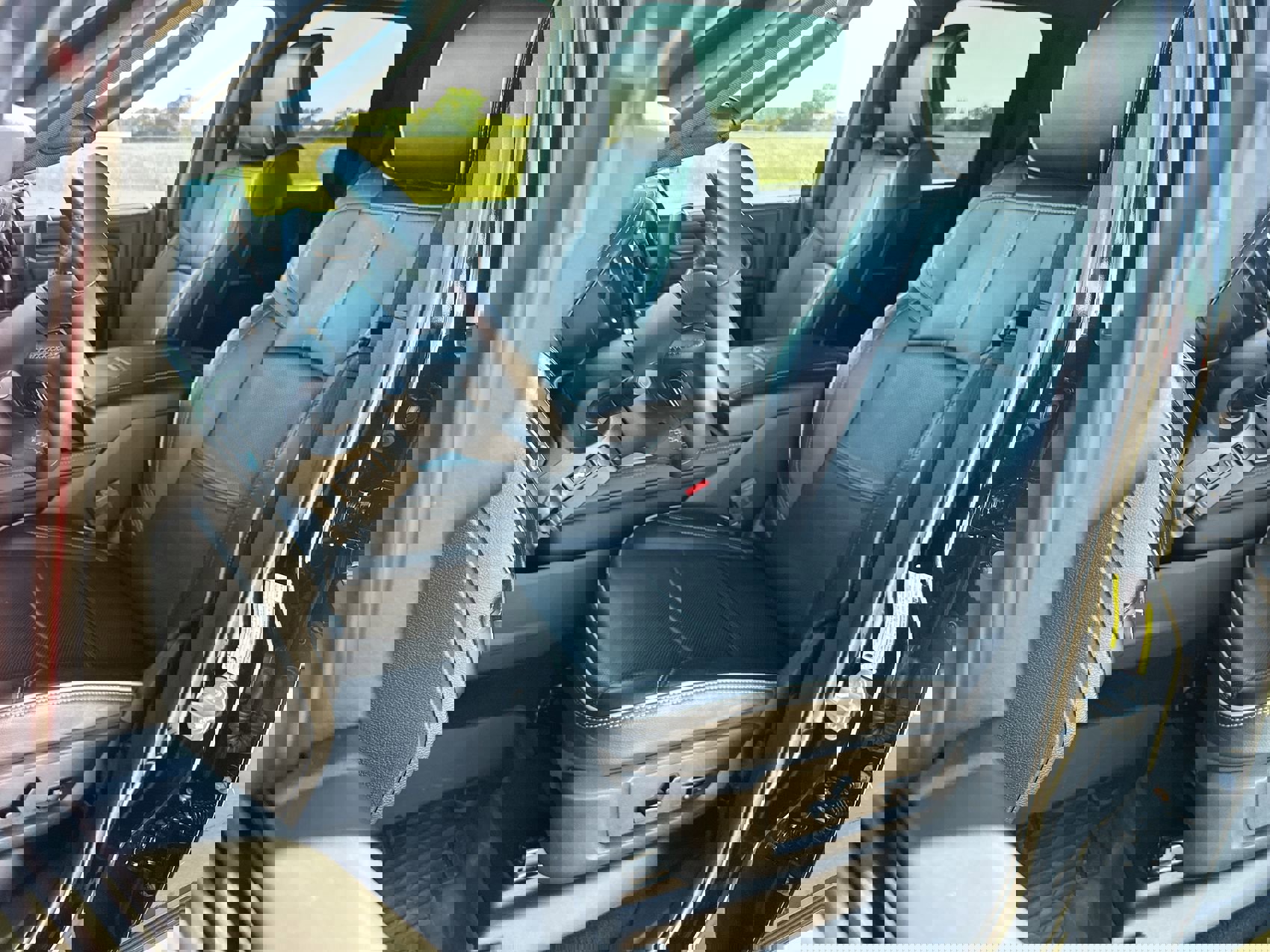 Used 2024 RAM 2500 Limited image 11