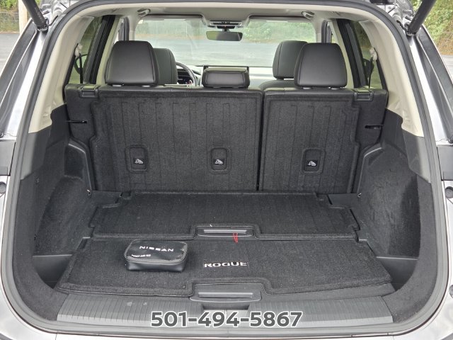 Certified 2024 Nissan Rogue Platinum w/ Platinum Premium Package FWD image 14