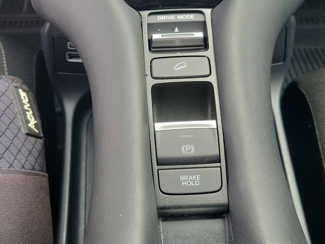 Used 2023 Honda HR-V LX image 35