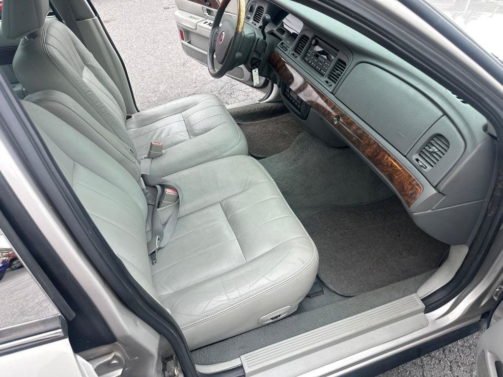 Used 2005 Mercury Grand Marquis LS RWD image 40