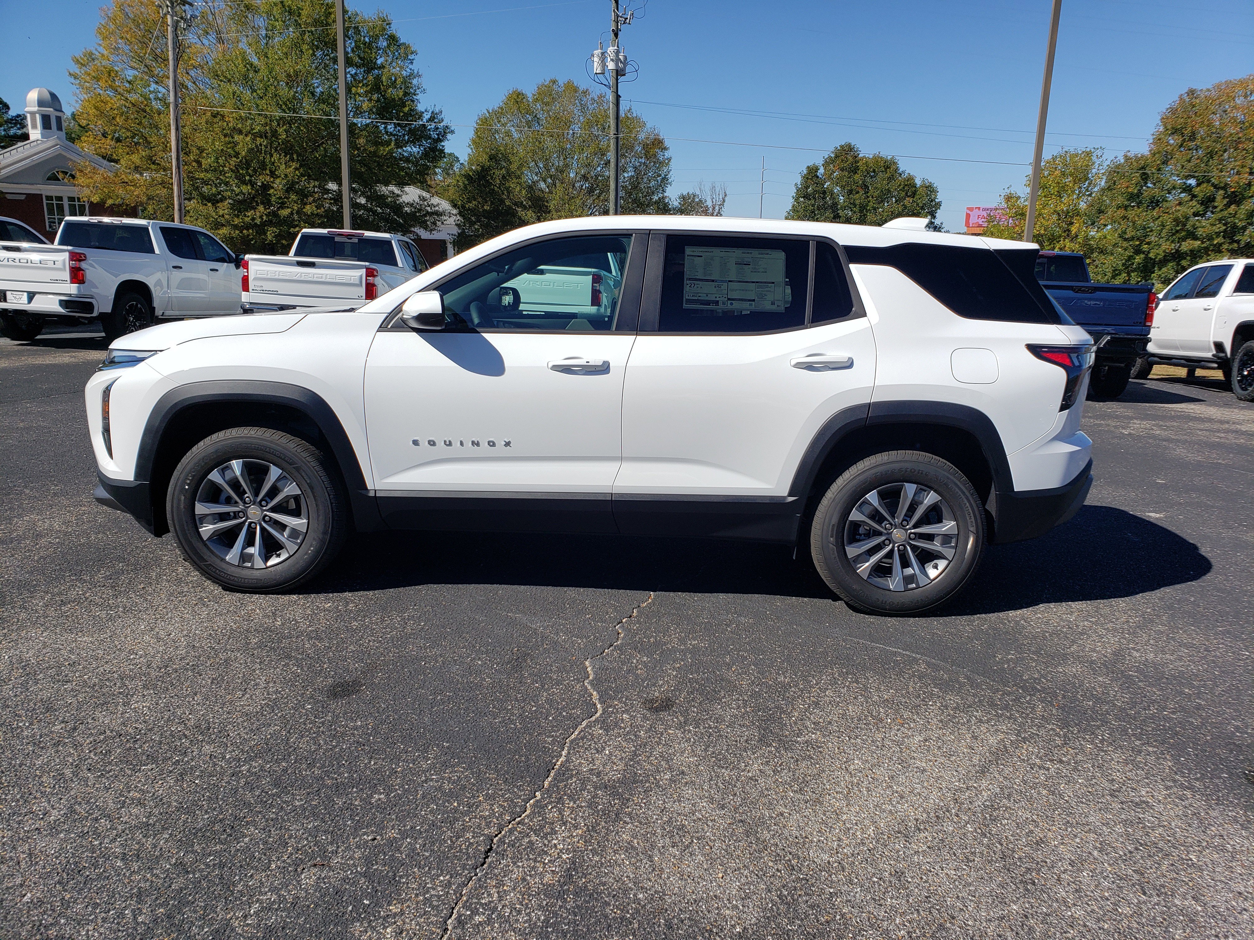 New 2026 Chevrolet Equinox LT w/ Convenience Package II image 6