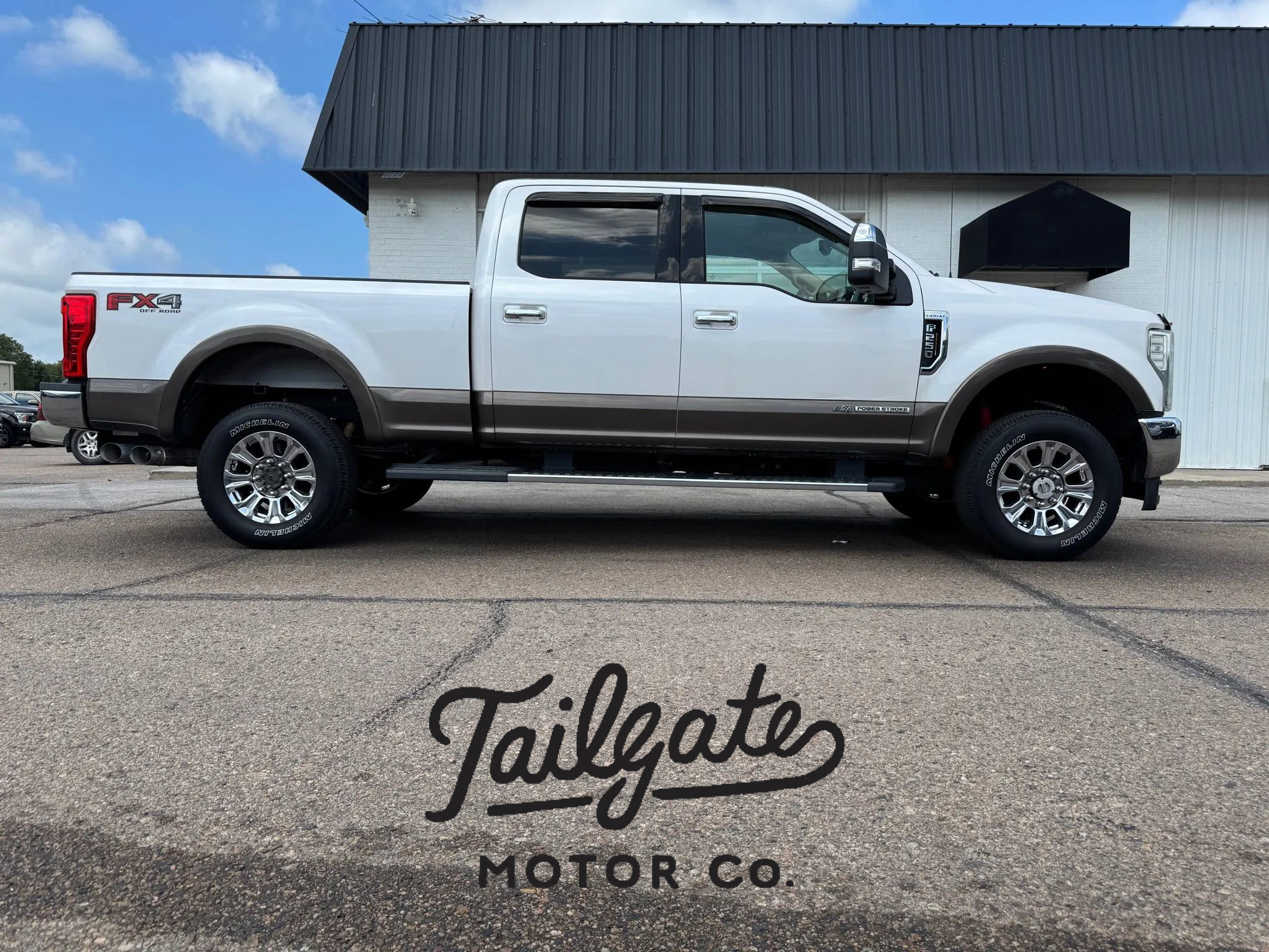 Used 2017 Ford F250 Lariat w/ Chrome Package image 1
