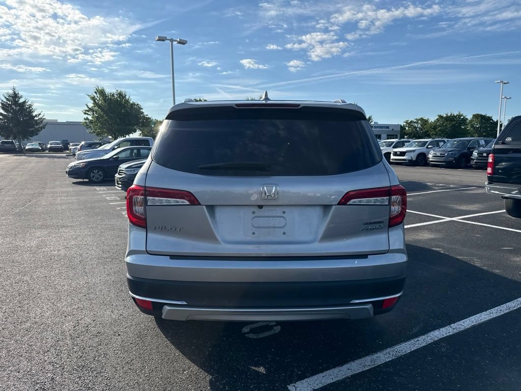 Used 2022 Honda Pilot Touring image 11