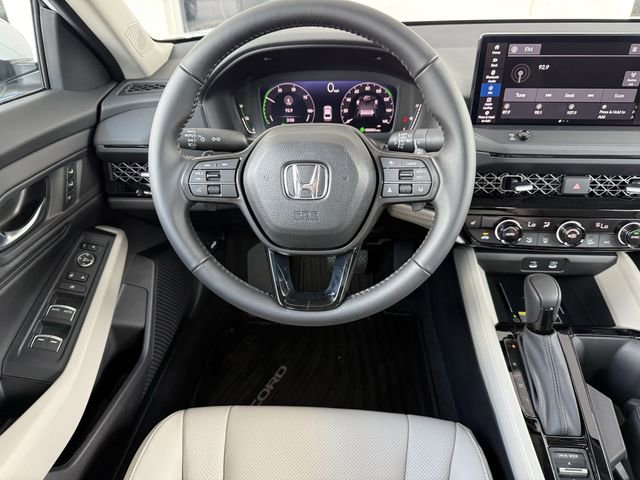 Used 2023 Honda Accord EX-L image 12