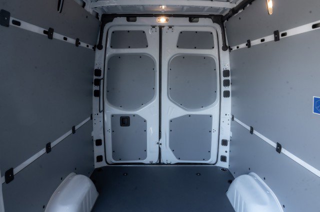 New 2025 Mercedes-Benz Sprinter 2500 image 12
