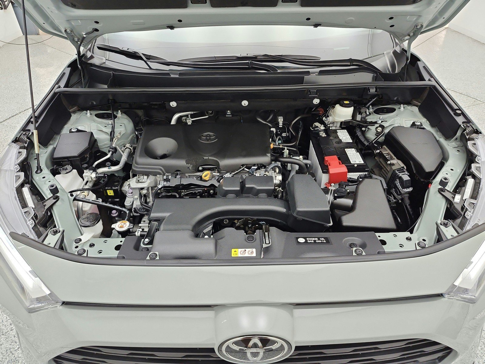 Used 2023 Toyota RAV4 XLE w/ Convenience Package FWD image 16