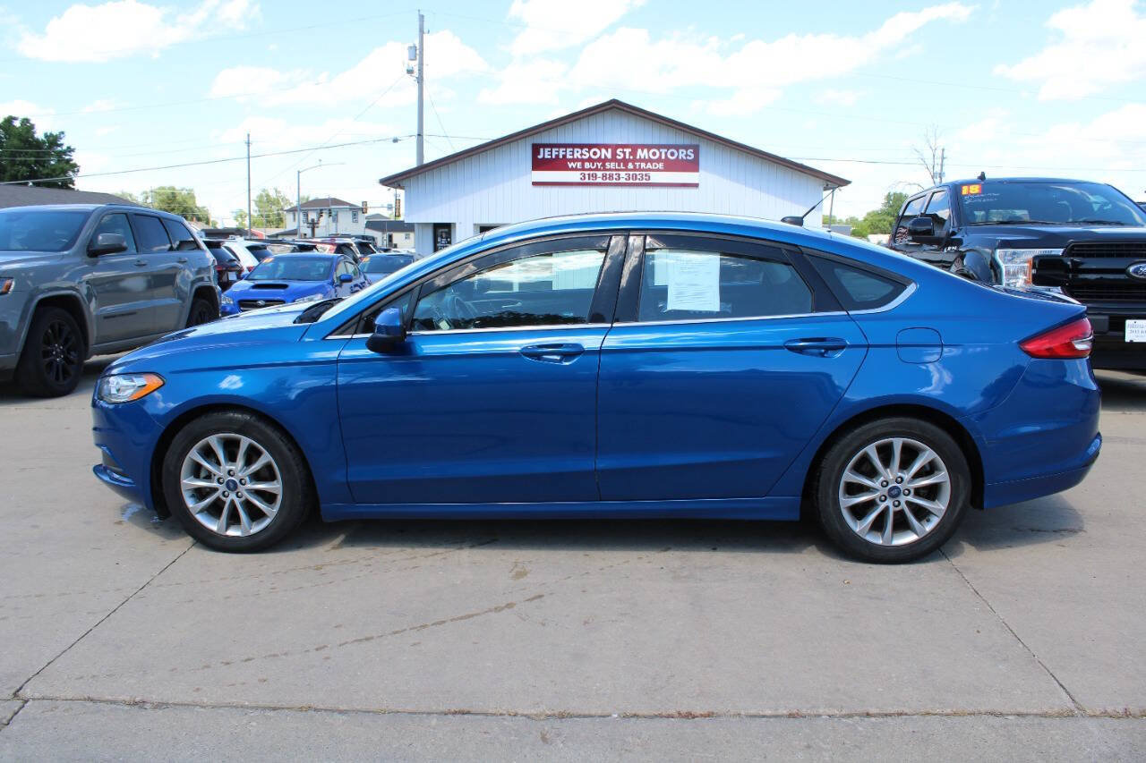 Used 2017 Ford Fusion SE w/ Fusion SE Technology Package