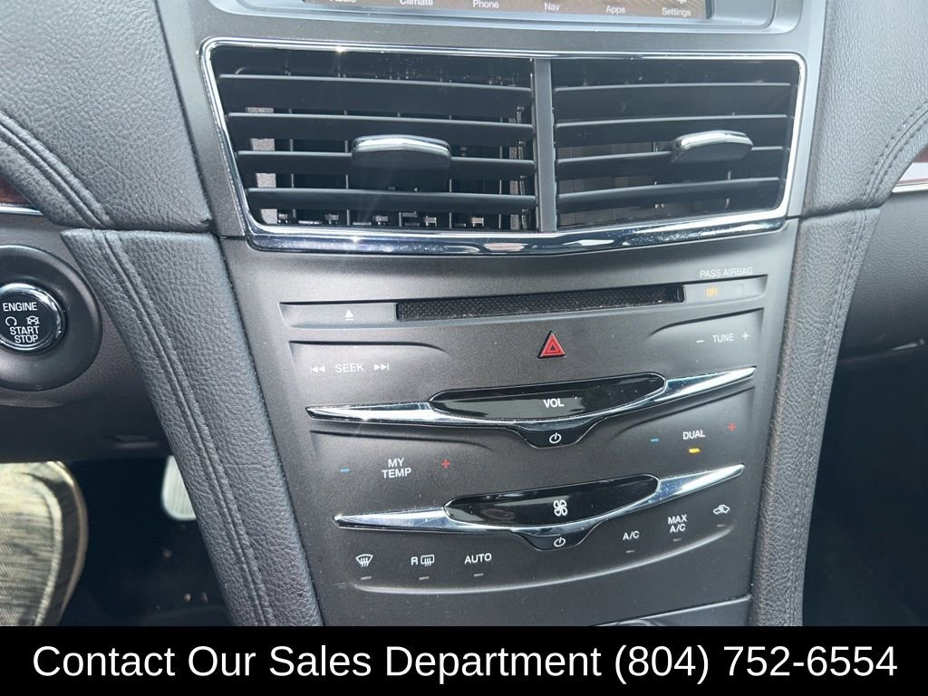 Used 2019 Lincoln MKT AWD image 18
