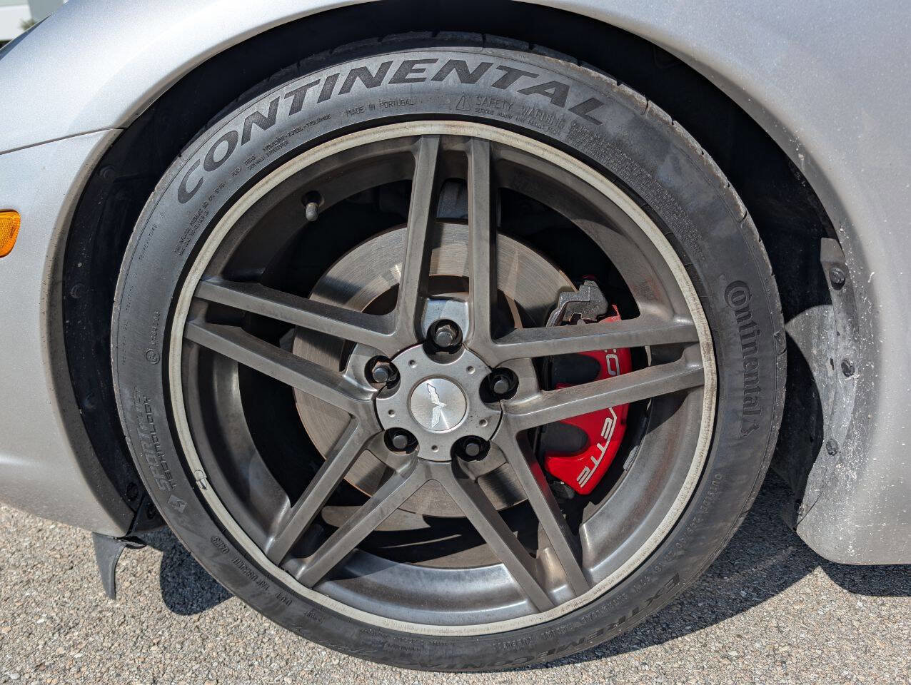 Used 2006 Chevrolet Corvette Convertible w/ Preferred Equipment Group image 25