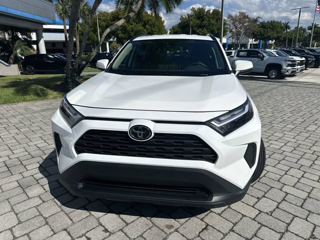 Used 2024 Toyota RAV4 XLE FWD image 40