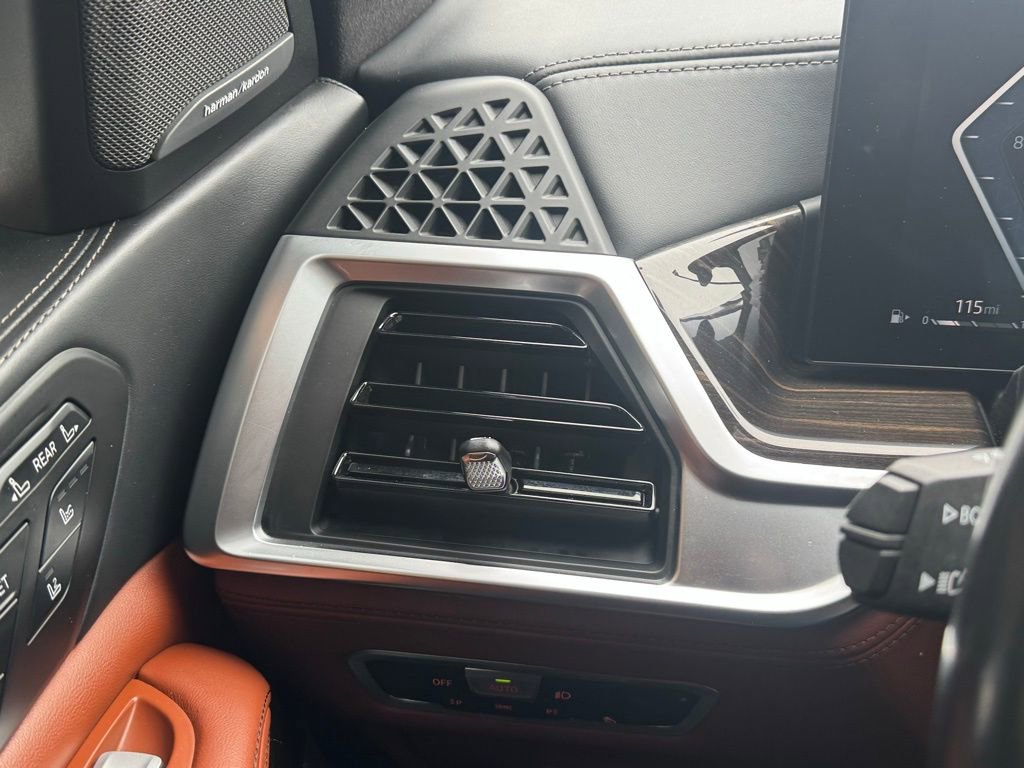 Used 2023 BMW X7 M60i w/ Executive Package image 32