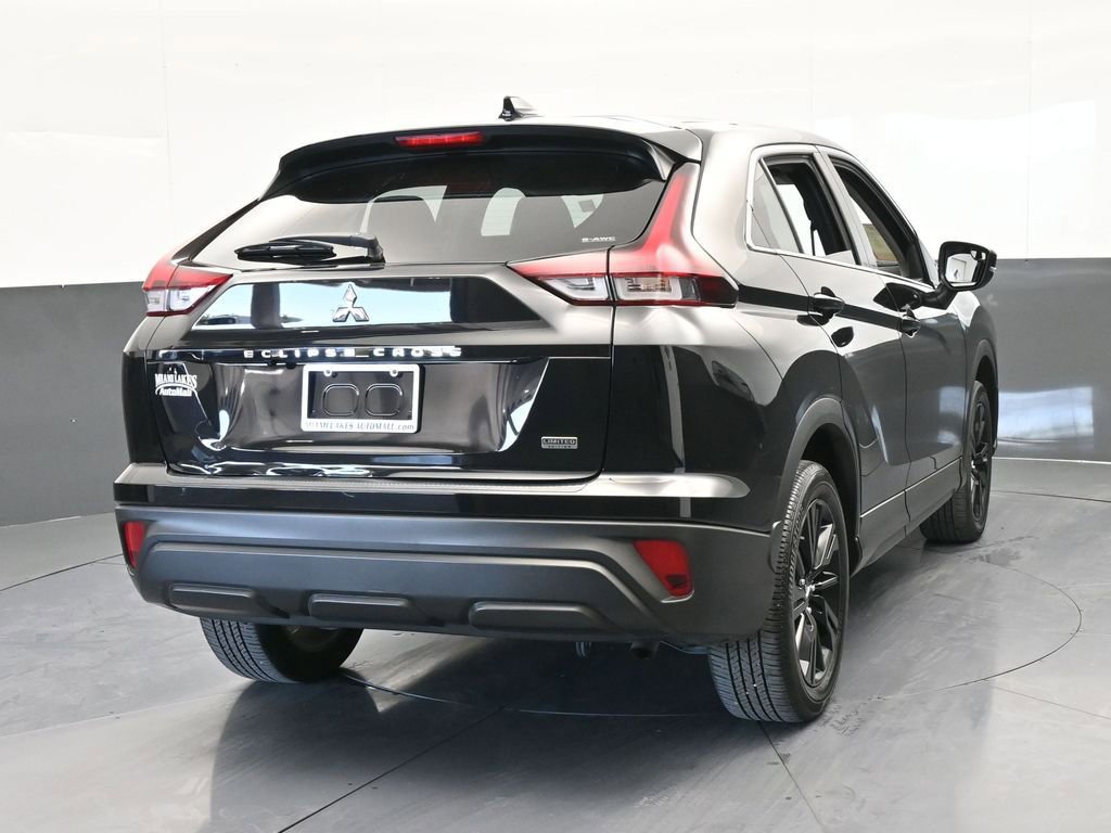 Used 2023 Mitsubishi Eclipse Cross LE image 5