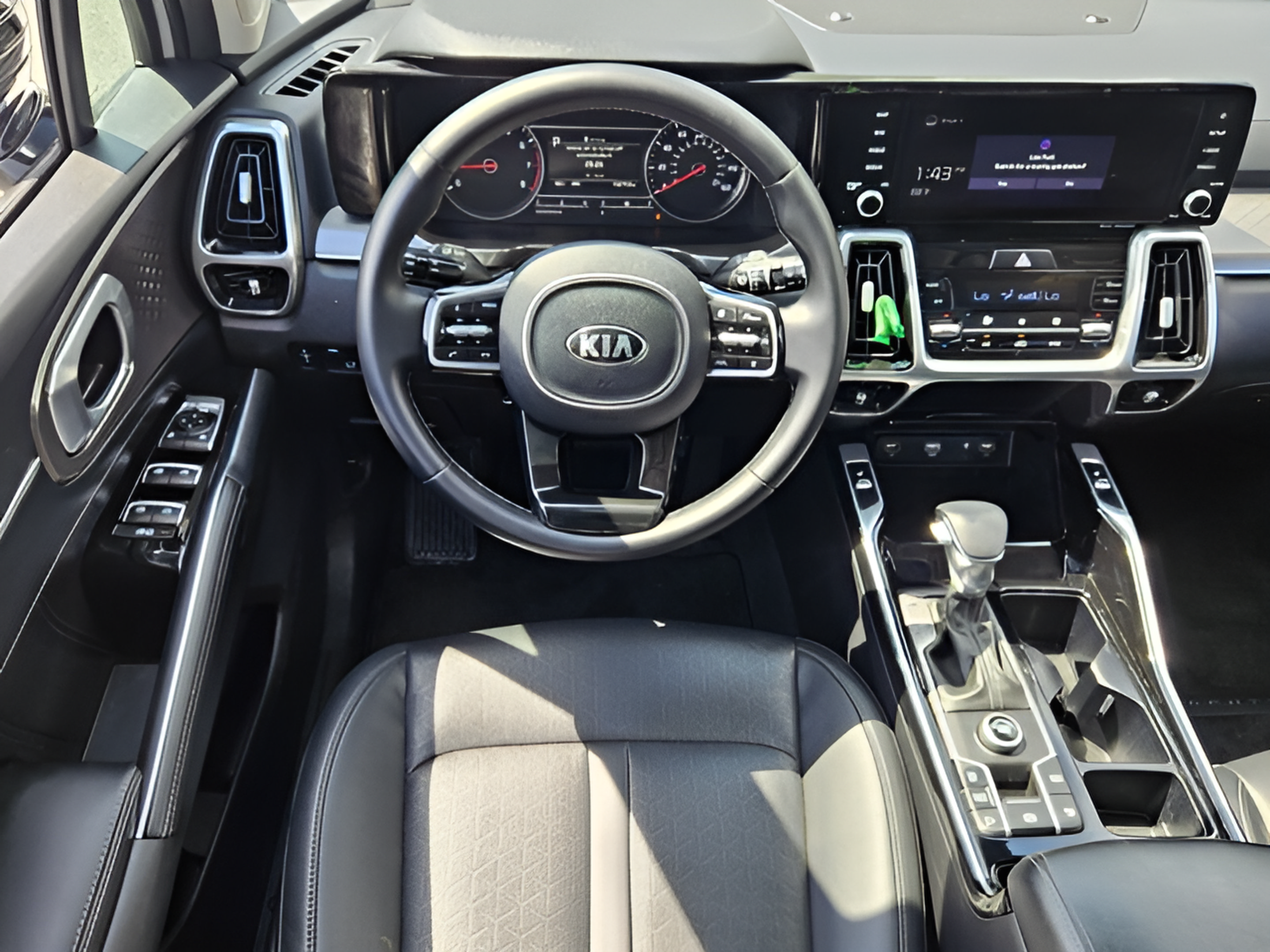 Used 2021 Kia Sorento SX FWD image 12