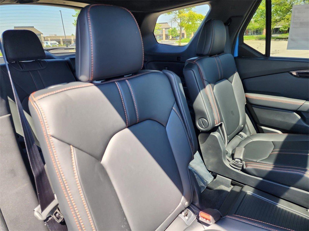 Used 2025 Honda Pilot TrailSport image 23