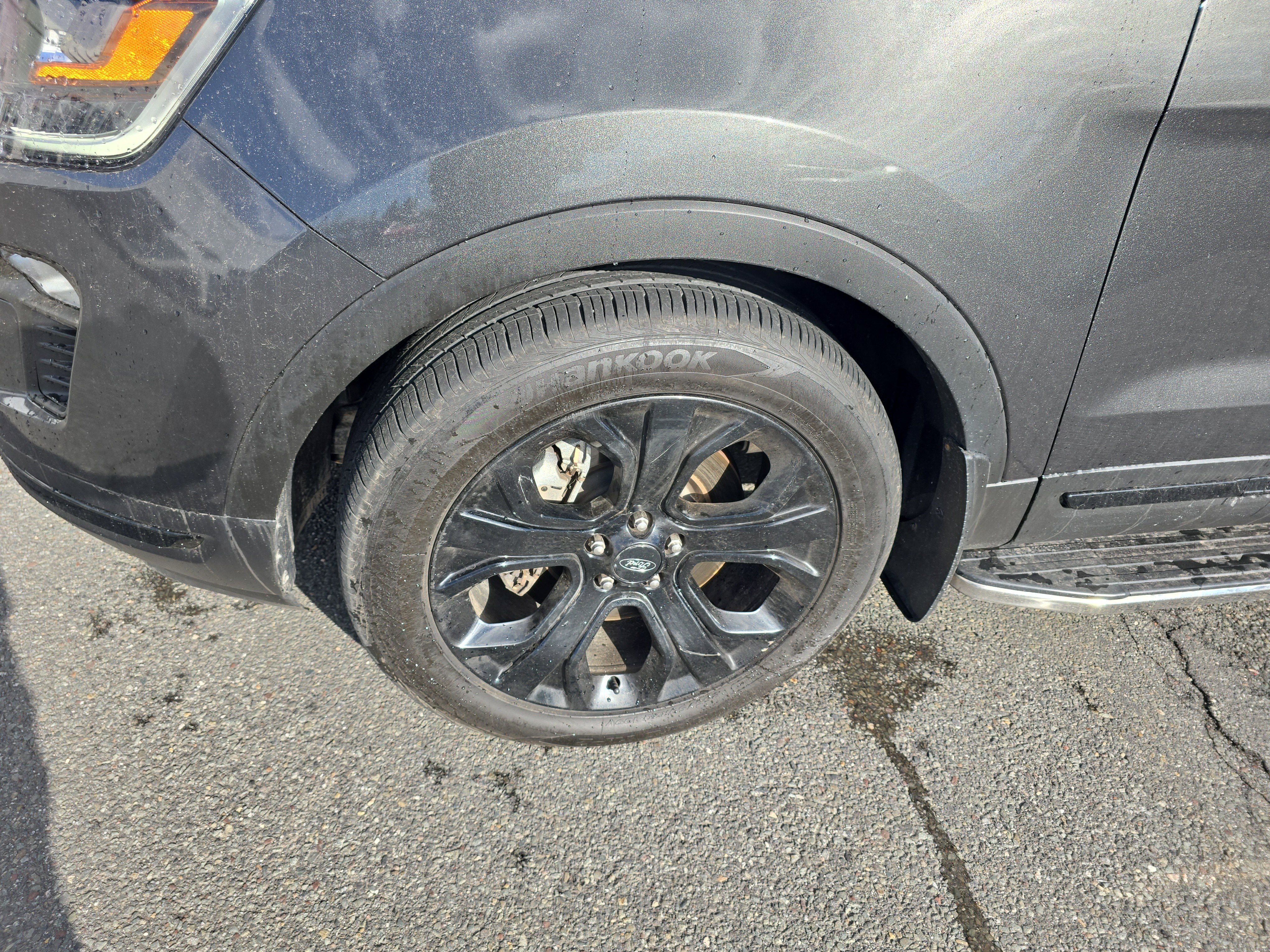 Used 2019 Ford Explorer Sport w/ Equipment Group 401A image 12