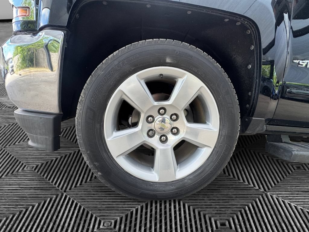 Used 2017 Chevrolet Silverado 1500 LT w/ Max Trailering Package RWD image 9