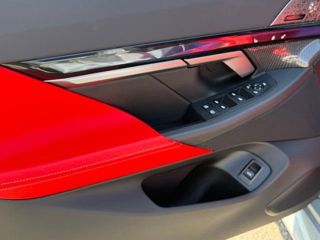 Used 2025 BMW M5 w/ Executive Package image 18