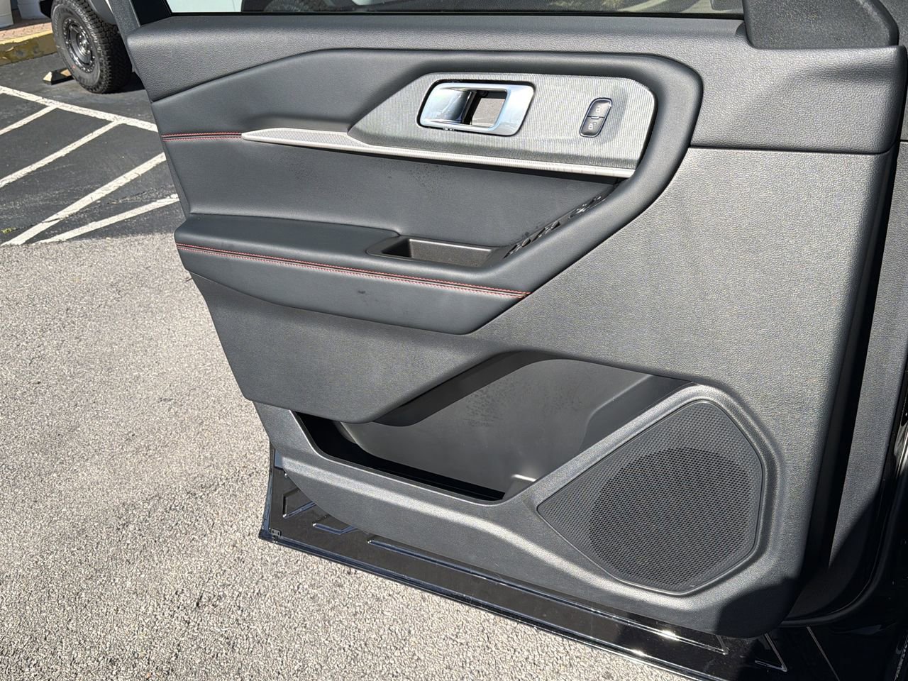 New 2026 Ford Explorer ST-Line image 19