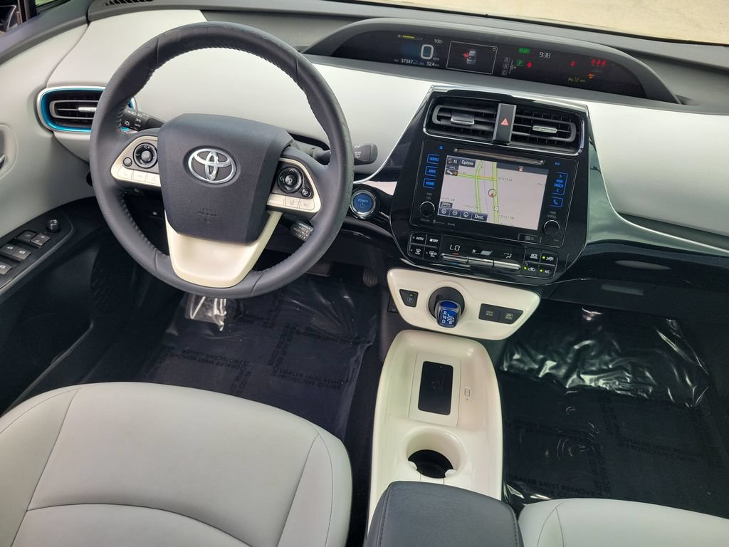 Used 2017 Toyota Prius Four FWD image 26
