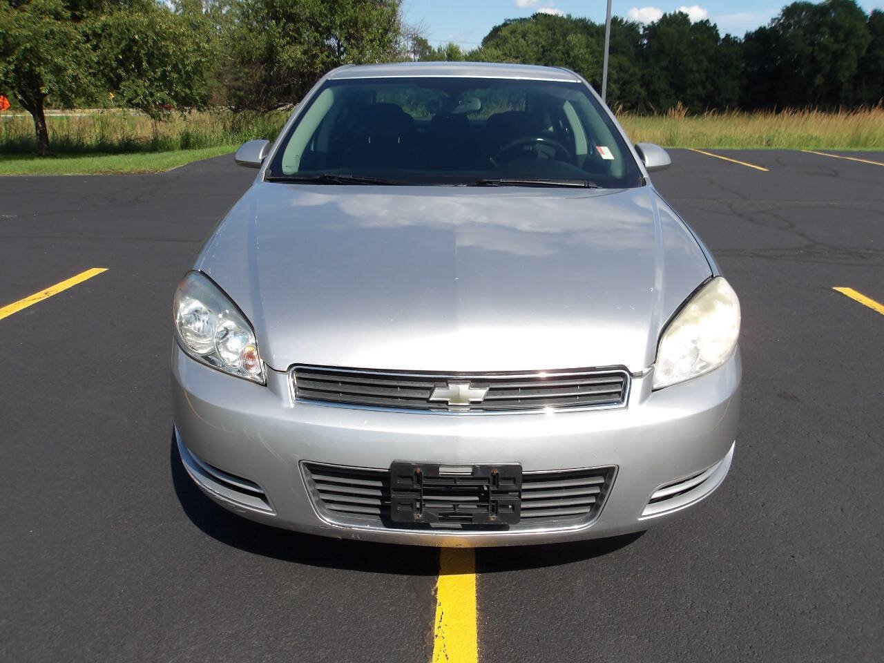 Used 2007 Chevrolet Impala LT w/ Preferred Equipment Group FWD image 3