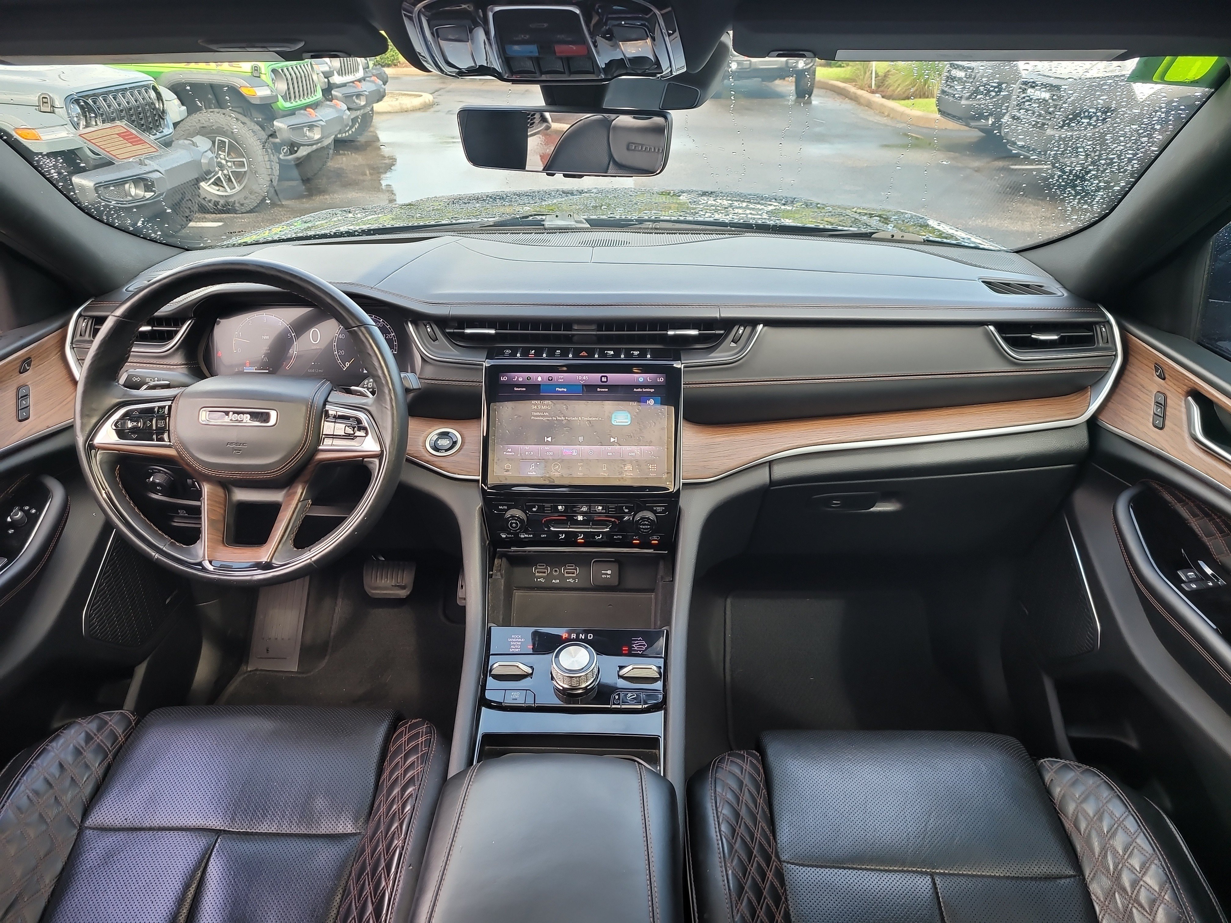 Used 2021 Jeep Grand Cherokee L Summit w/ Advanced Protech Group IV AWD/4WD image 15