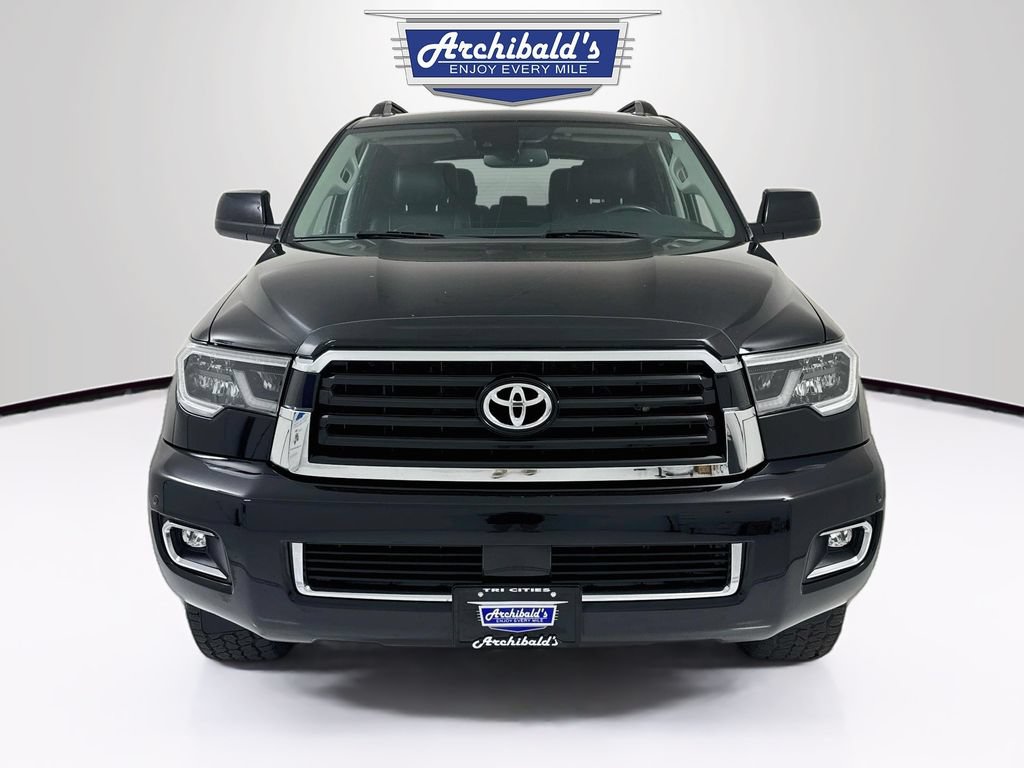 Used 2018 Toyota Sequoia TRD Sport AWD/4WD image 2