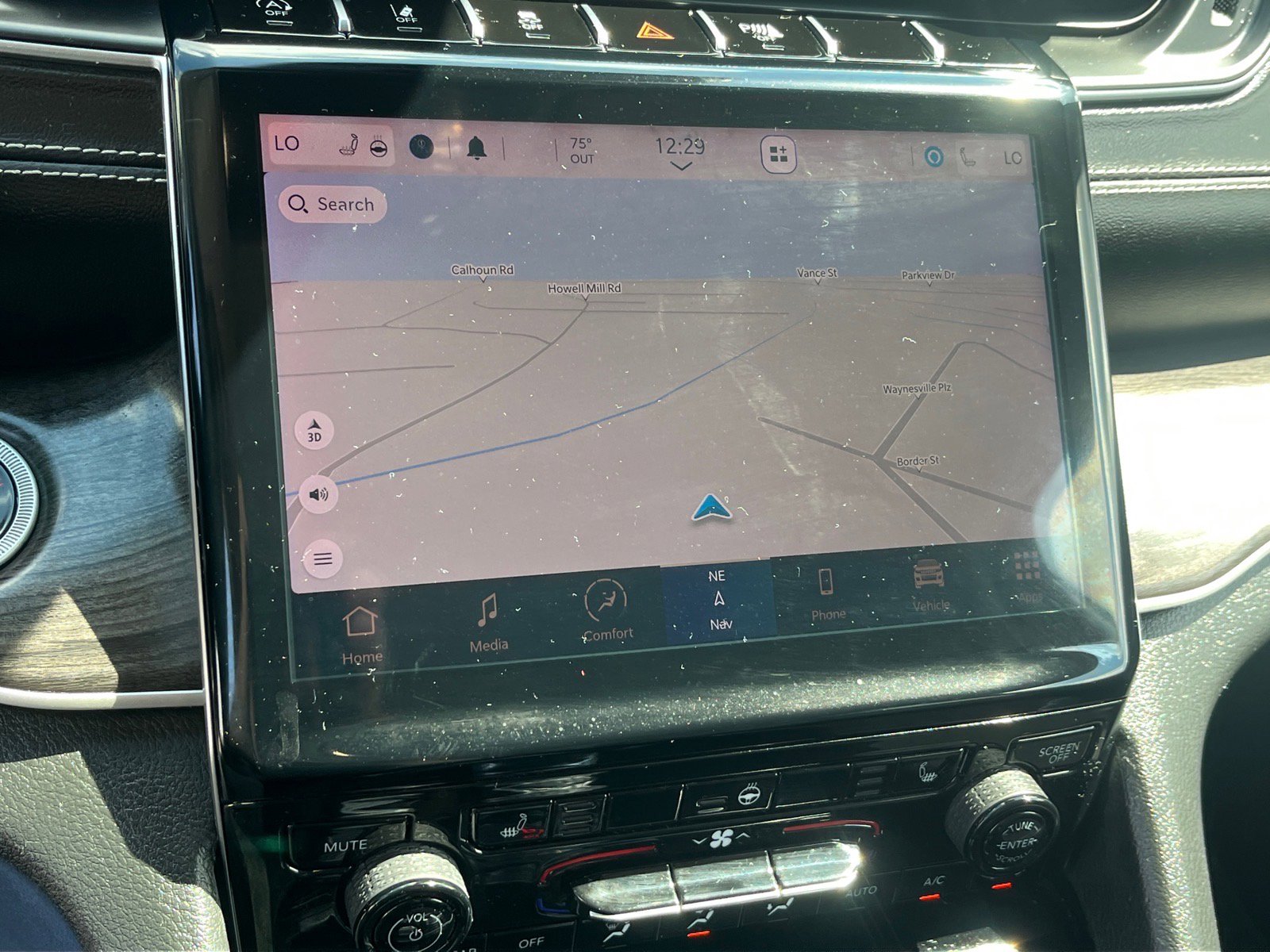 Used 2021 Jeep Grand Cherokee L Limited AWD/4WD image 9