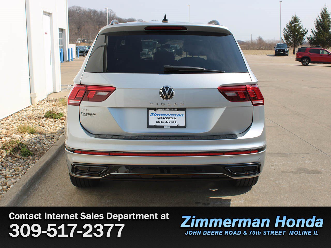 Used 2023 Volkswagen Tiguan SE R-Line FWD image 5