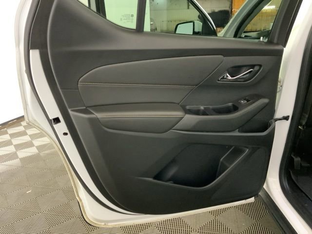 Used 2020 Chevrolet Traverse LT FWD image 33
