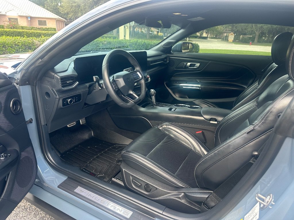 Used 2024 Ford Mustang Premium RWD image 13